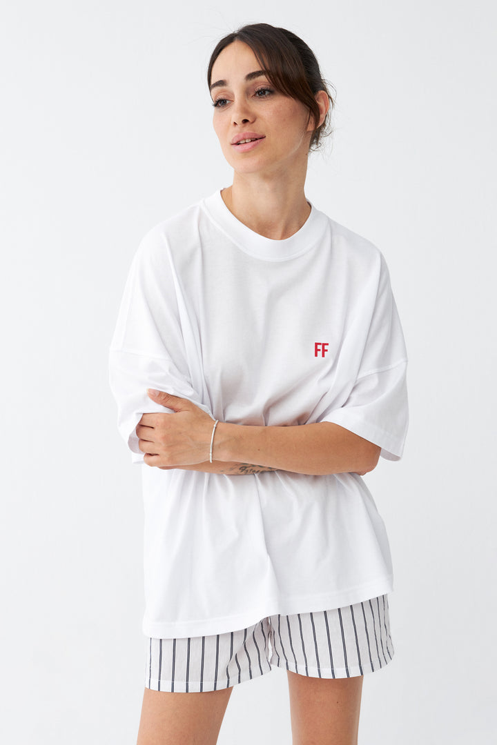 Freaky / Drop Shoulder Oversize T-shirt